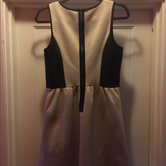 Kensie dress - Picture 3 of 6